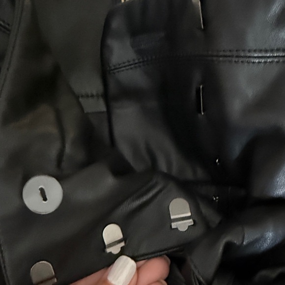 Elegant Black Faux Leather Pantsuit - Picture 5 of 6